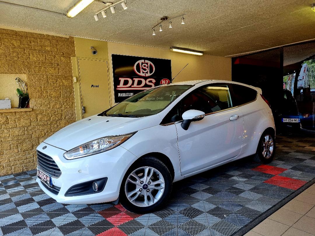 FORD FIESTA 95 CV TITANIUM CLIM REGUL DISTRI VIDANGE NEUF CT OK